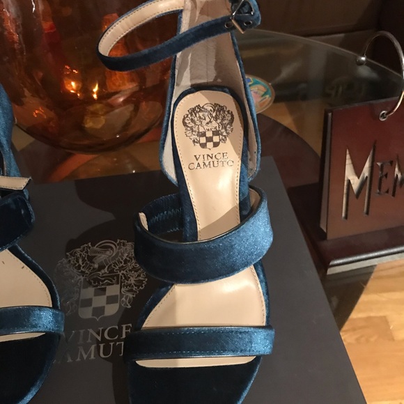 Velvet Sandals - Picture 2 of 3